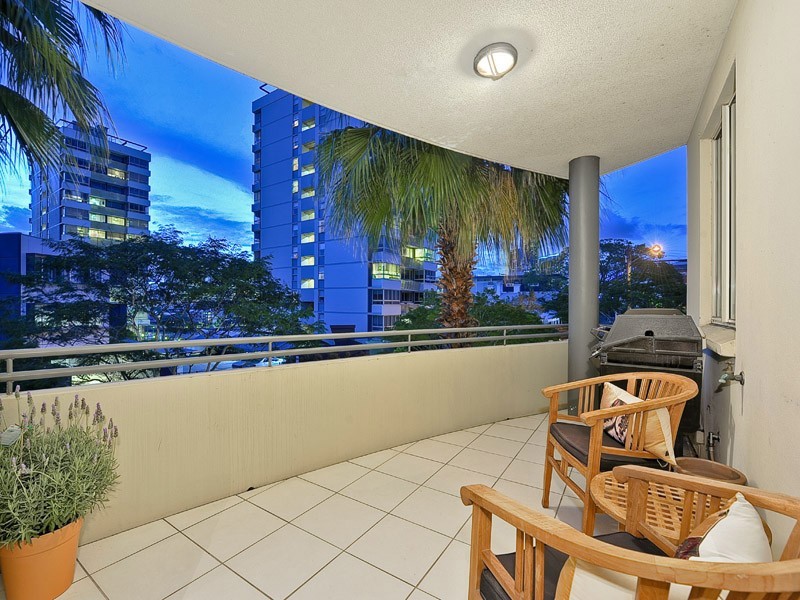 3/72 MORAY STREET, New Farm QLD 4005