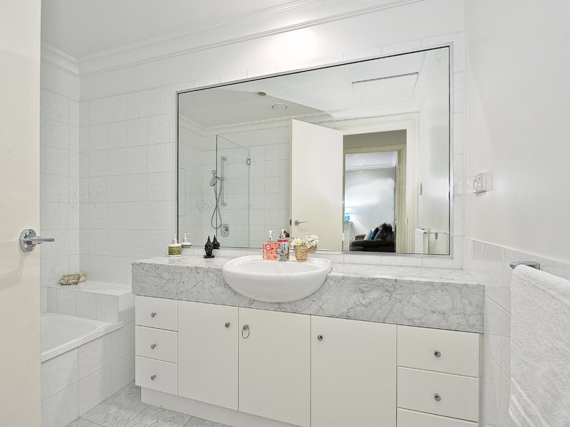 3/72 MORAY STREET, New Farm QLD 4005