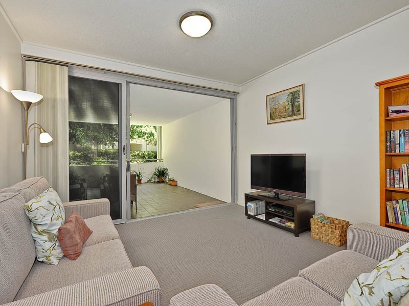 211/71 Beeston Street, Teneriffe QLD 4005