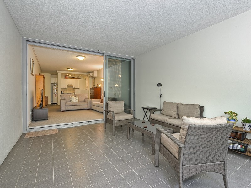 211/71 Beeston Street, Teneriffe QLD 4005