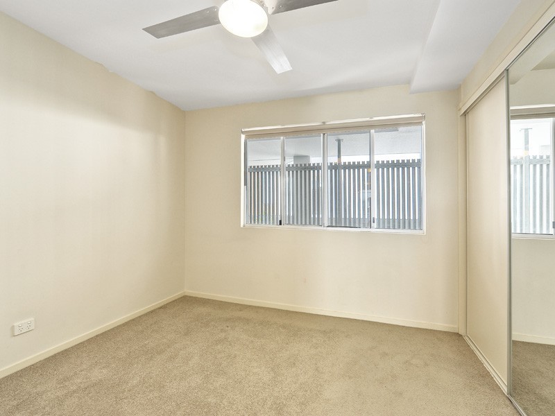 20/10 Vernon Terrace, Teneriffe QLD 4005