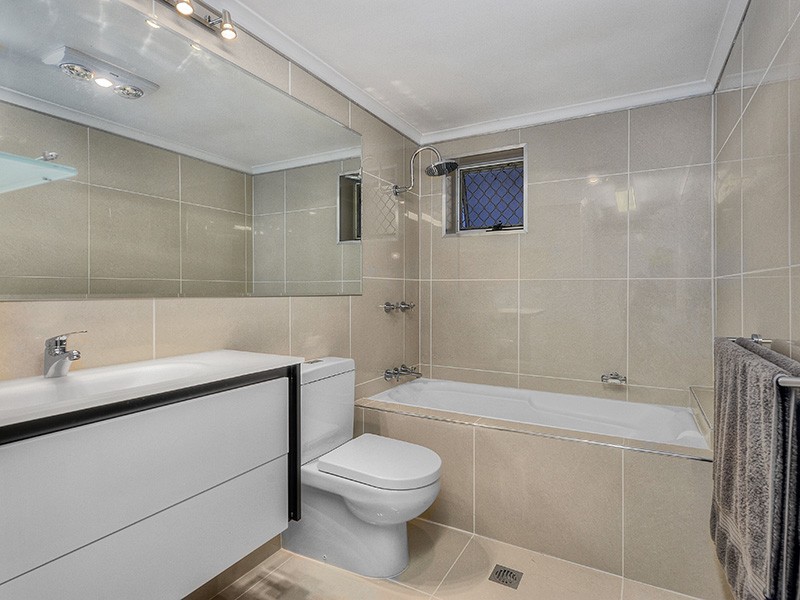 5/46 CHERMSIDE ST, Teneriffe QLD 4005