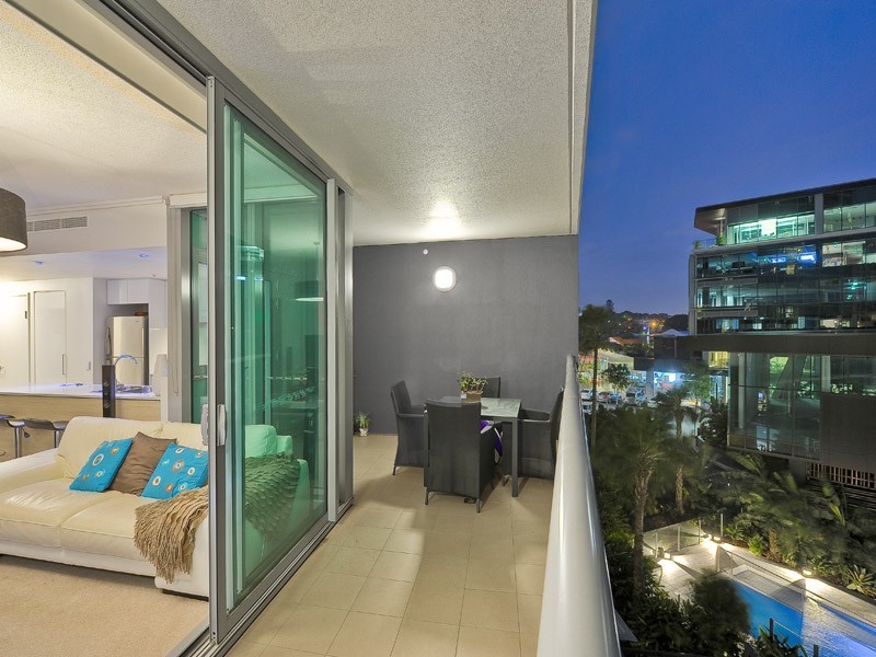 10306/8 Harbour Road, Hamilton QLD 4007