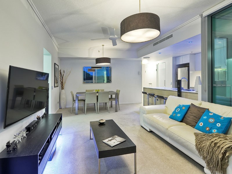 10306/8 Harbour Road, Hamilton QLD 4007