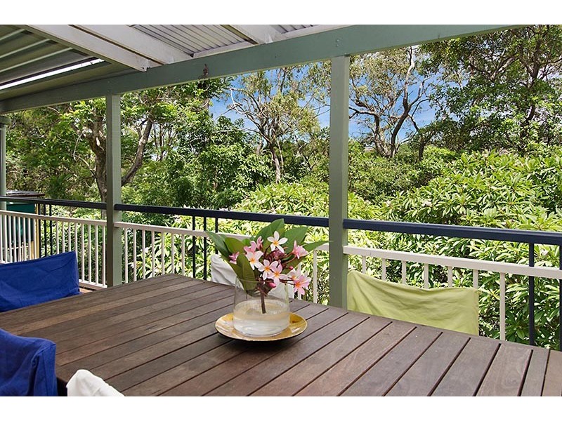 85 Sixth Avenue, Bardon QLD 4065