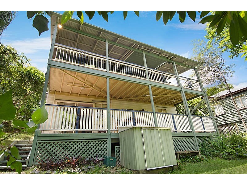 85 Sixth Avenue, Bardon QLD 4065