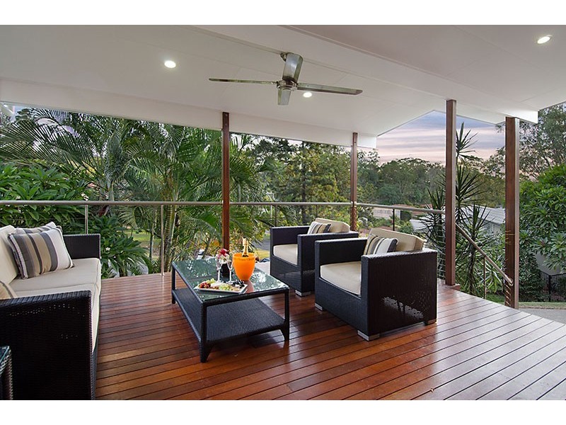 40 Fairweather Street, Kenmore QLD 4069