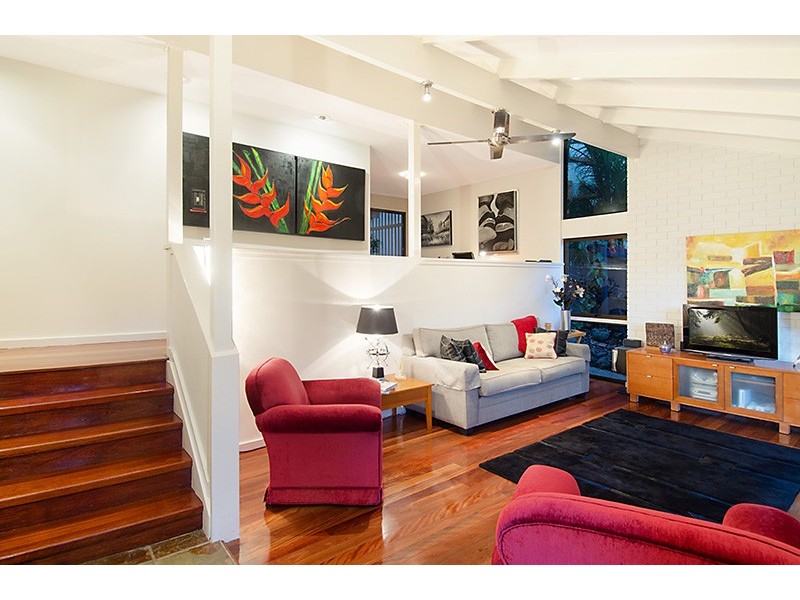 40 Fairweather Street, Kenmore QLD 4069