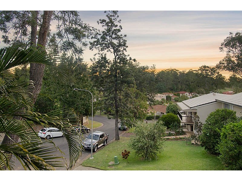 40 Fairweather Street, Kenmore QLD 4069