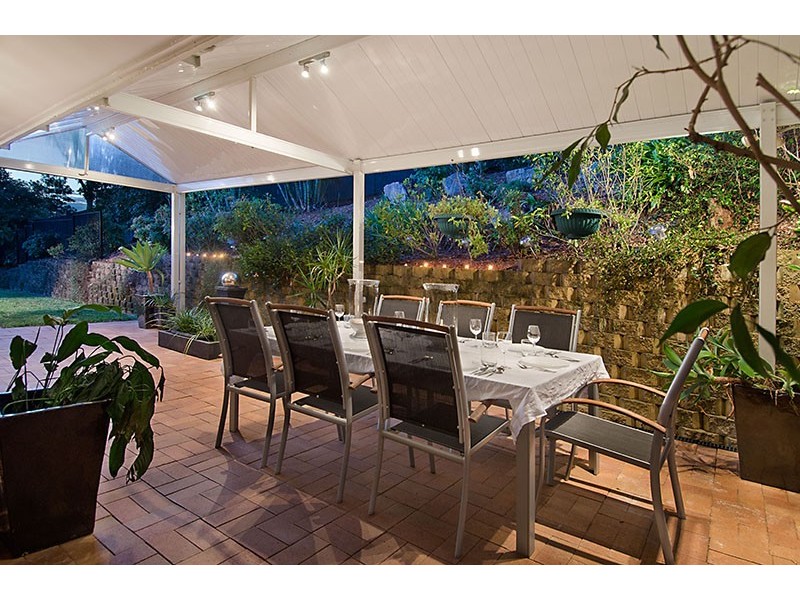 40 Fairweather Street, Kenmore QLD 4069