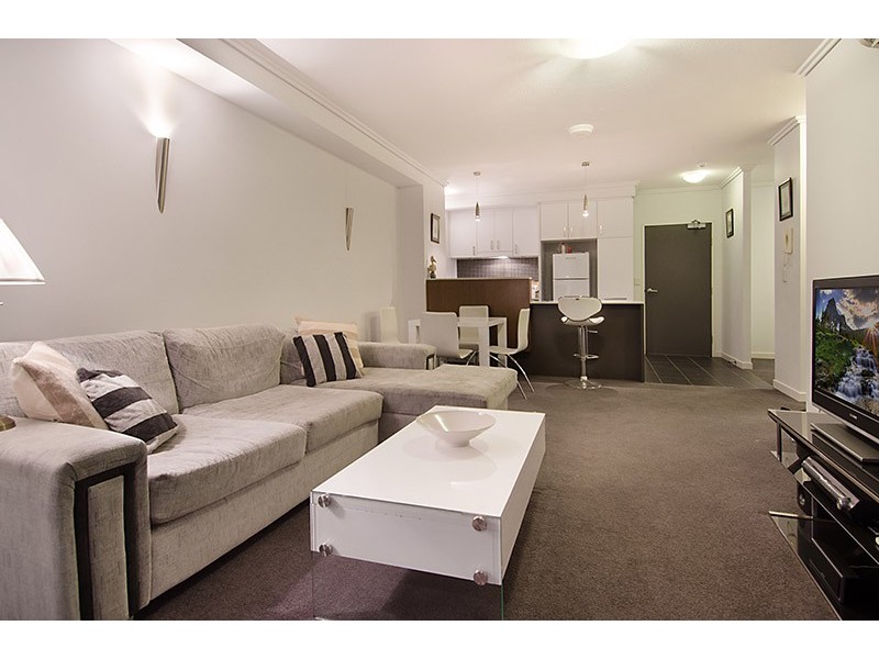 877/43 Hercules Street, Hamilton QLD 4007