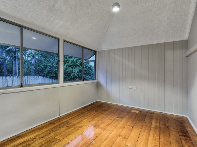 19 Kitson Street, Morningside QLD 4170