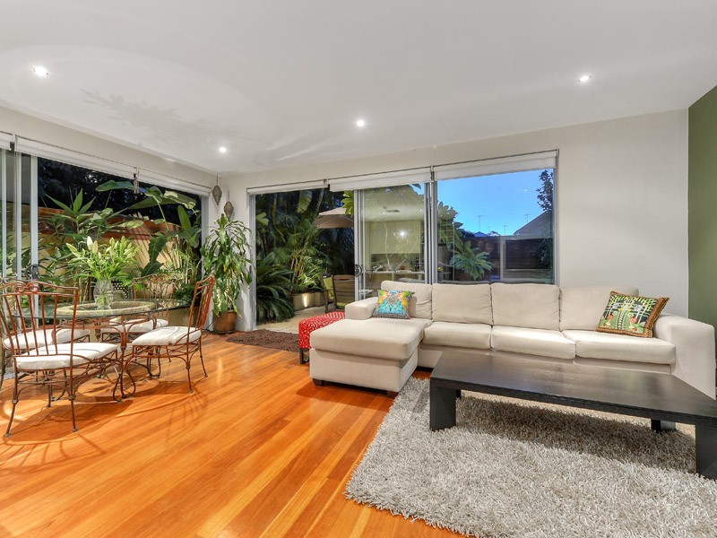 4/28-42 ANNIE STREET, New Farm QLD 4005