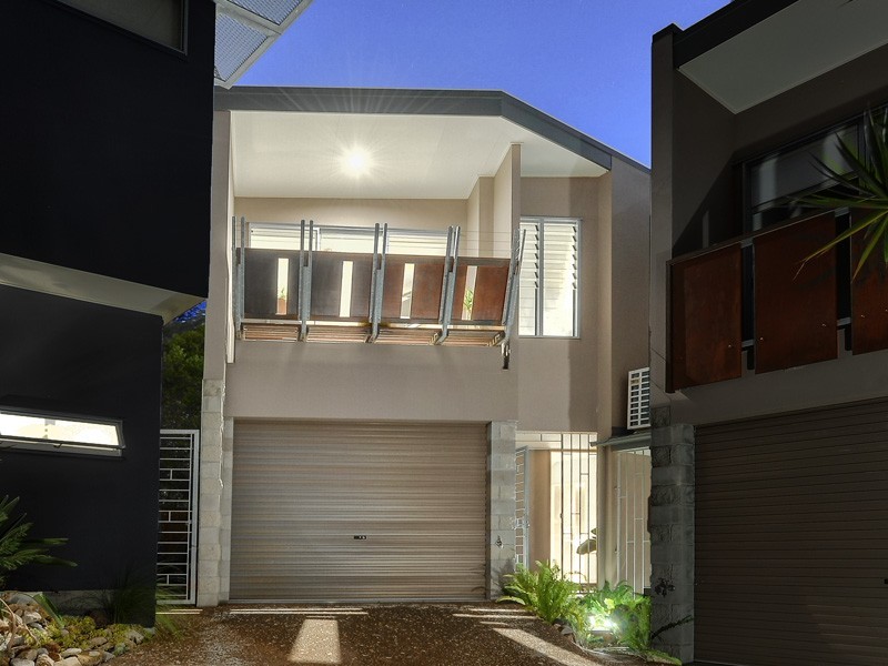 4/28-42 ANNIE STREET, New Farm QLD 4005