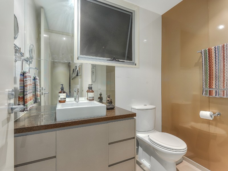 4/28-42 ANNIE STREET, New Farm QLD 4005