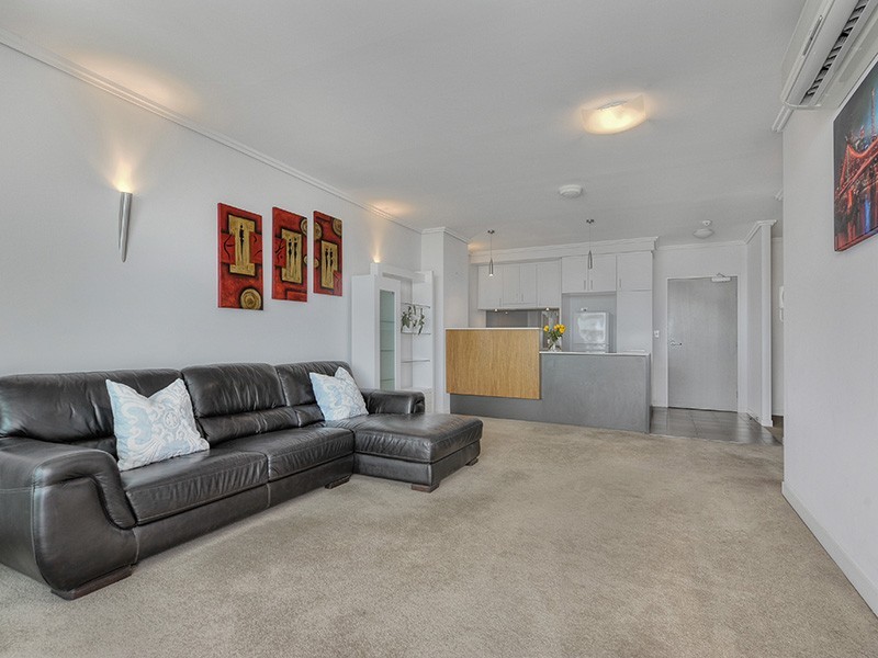 889/43 Hercules Street, Hamilton QLD 4007