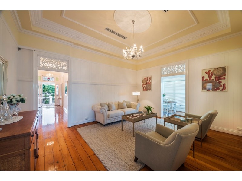 77 Manson Road, Hendra QLD 4011