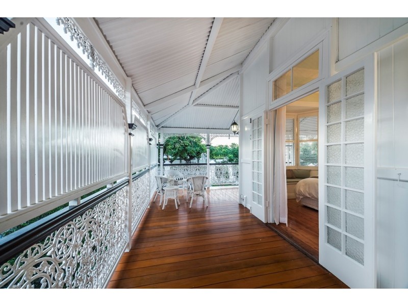 77 Manson Road, Hendra QLD 4011