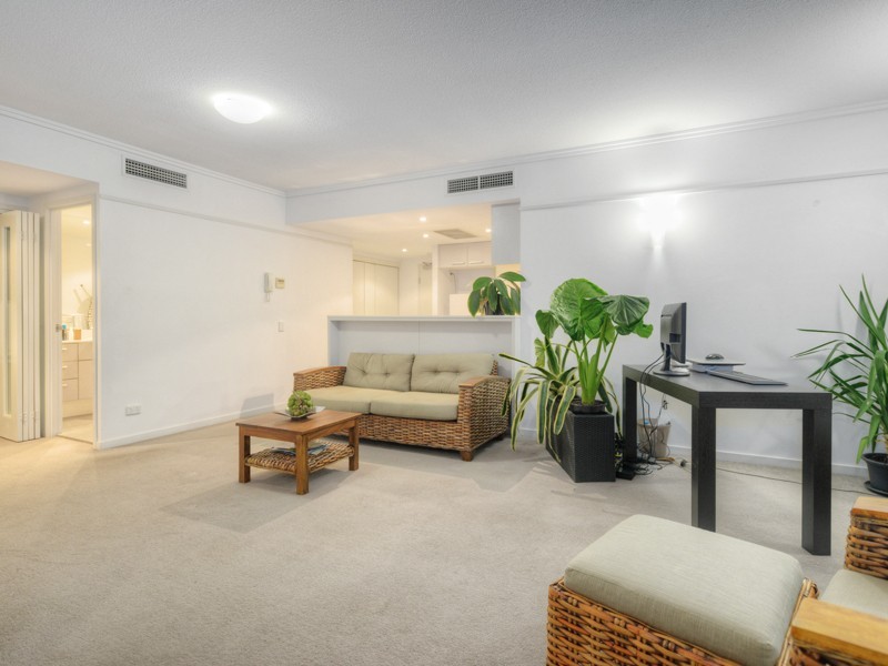 120/51 HOPE ST, Spring Hill QLD 4000