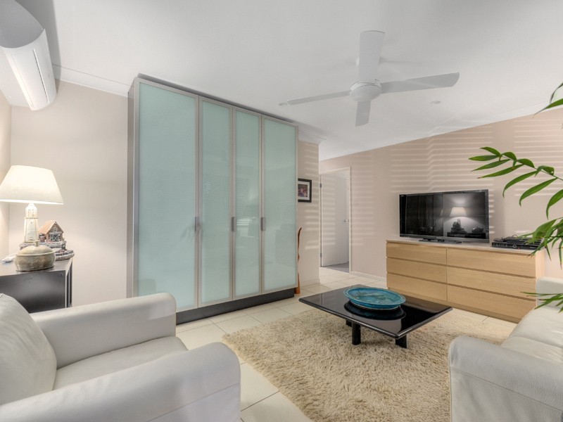 14 Walker Avenue, New Farm QLD 4005