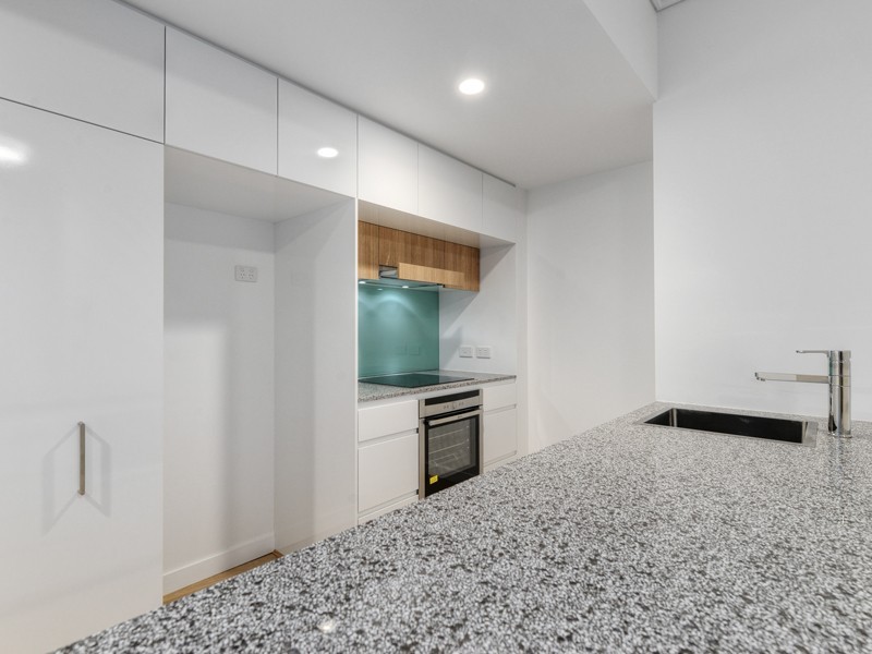 515/113 Commercial Road, Teneriffe QLD 4005