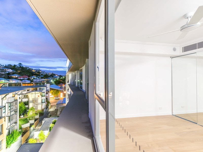 515/113 Commercial Road, Teneriffe QLD 4005