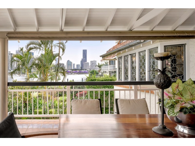 17 Griffith Street, New Farm QLD 4005