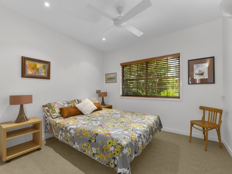 16 Walker Avenue, New Farm QLD 4005