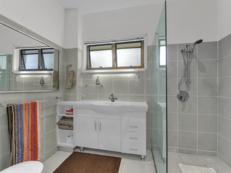 16 Walker Avenue, New Farm QLD 4005