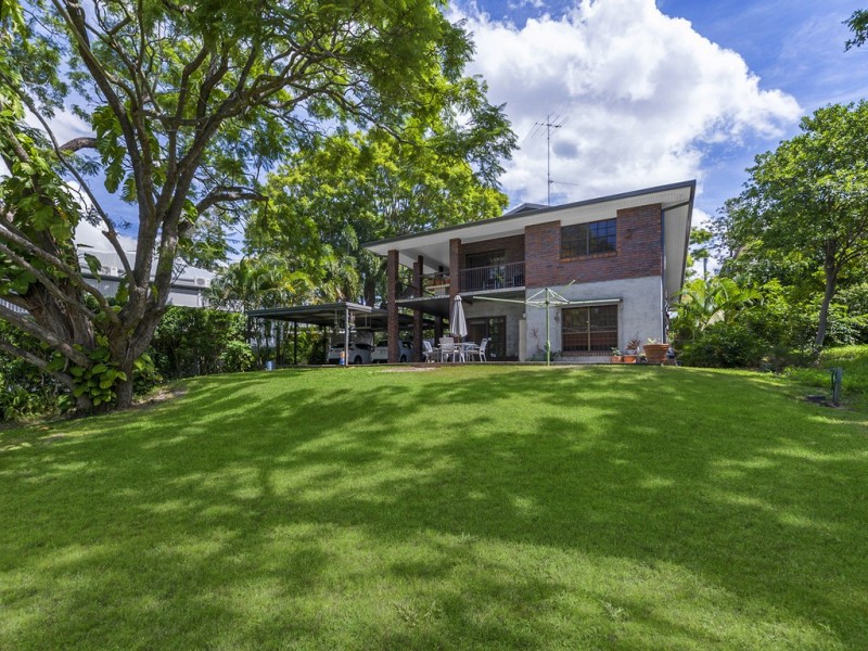 16 Walker Avenue, New Farm QLD 4005