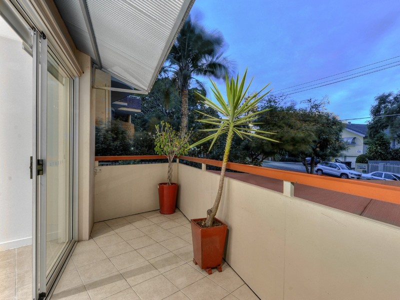 4/73 Oxlade Drive, New Farm QLD 4005