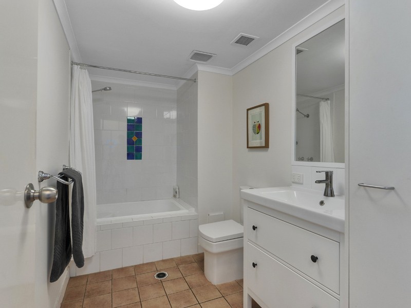 33/691 Brunswick Street, New Farm QLD 4005