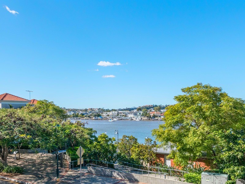 227/64 Macquarie St, Teneriffe QLD 4005