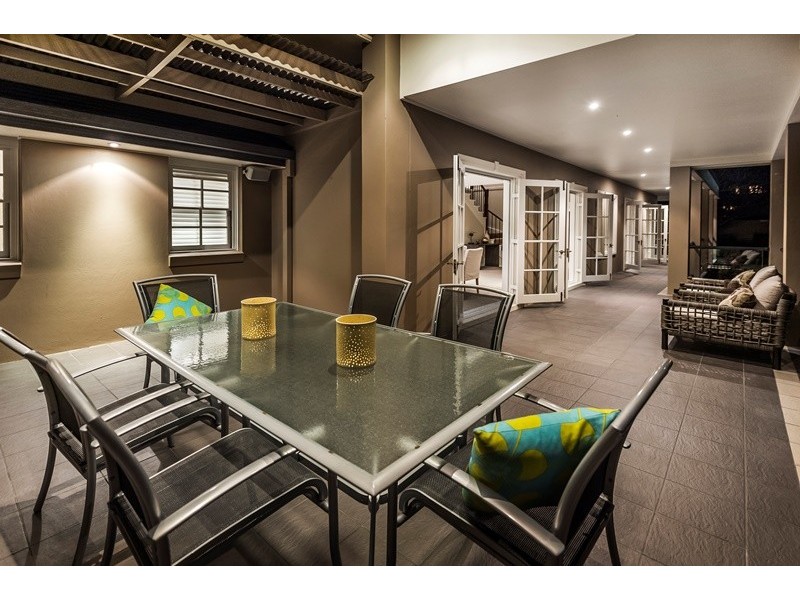 27 Boston Street, Clayfield QLD 4011