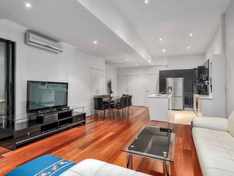 17/140 Sydney Street, New Farm QLD 4005