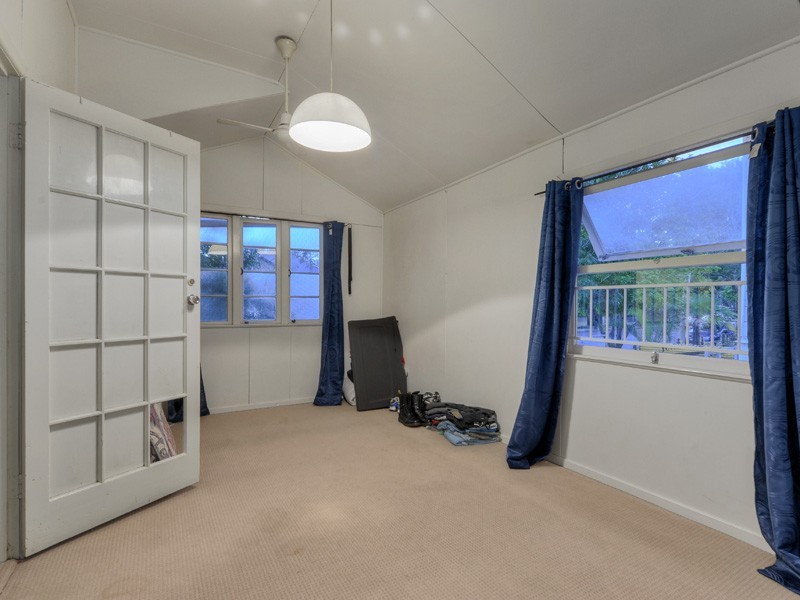 35 Latrobe Street, East Brisbane QLD 4169