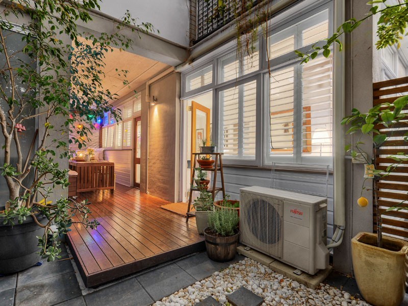 2/52 MARK STREET, New Farm QLD 4005