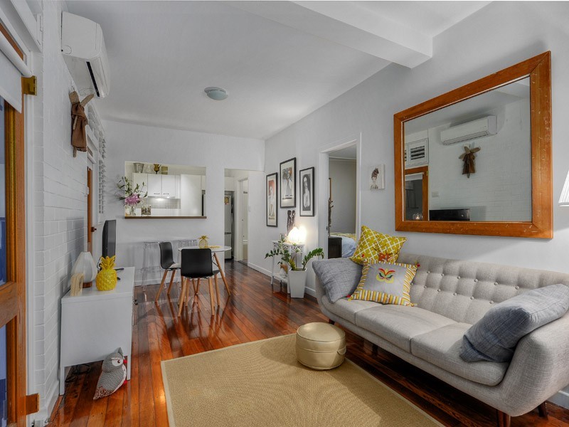 2/52 MARK STREET, New Farm QLD 4005