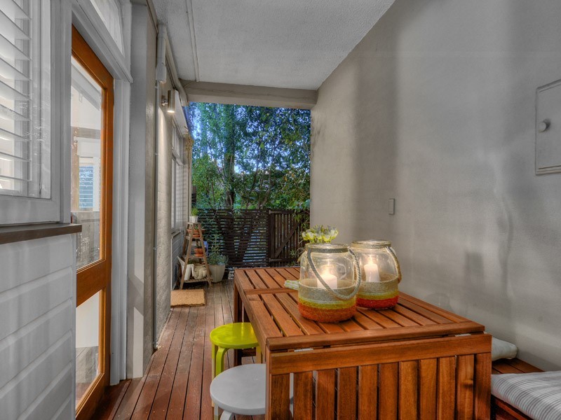 2/52 MARK STREET, New Farm QLD 4005