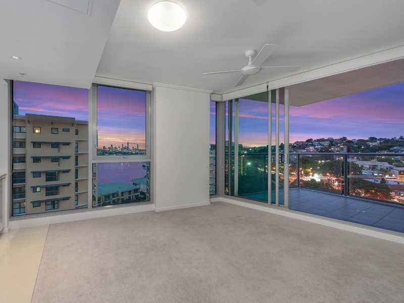 10913/8 Harbour Road, Hamilton QLD 4007