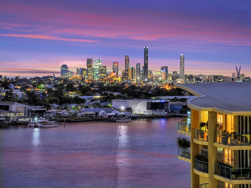 10913/8 Harbour Road, Hamilton QLD 4007