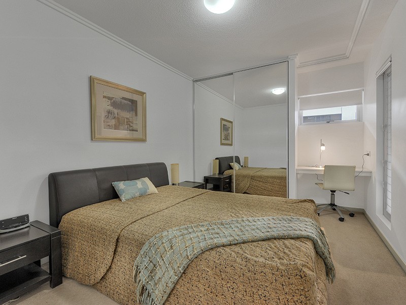 51 HOPE ST, Spring Hill QLD 4000