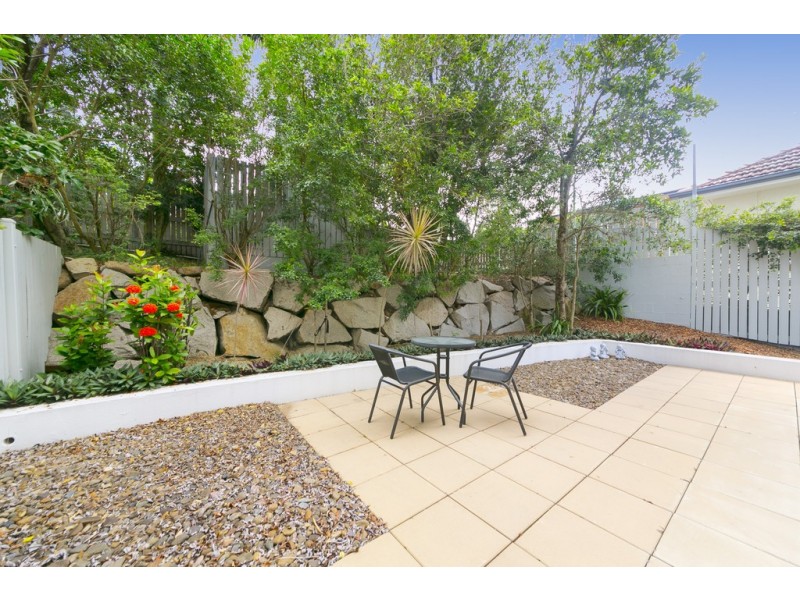 2/39 Oxlade Drive, New Farm QLD 4005