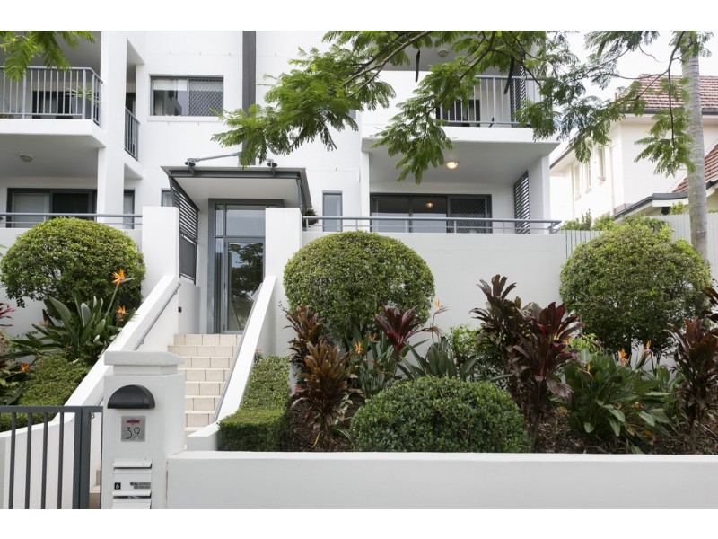 2/39 Oxlade Drive, New Farm QLD 4005