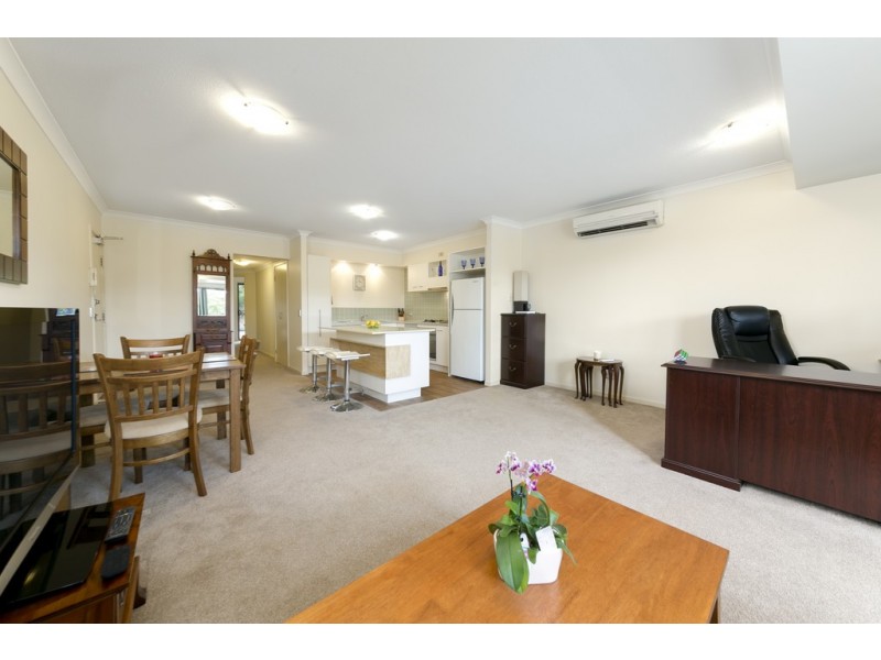 2/39 Oxlade Drive, New Farm QLD 4005