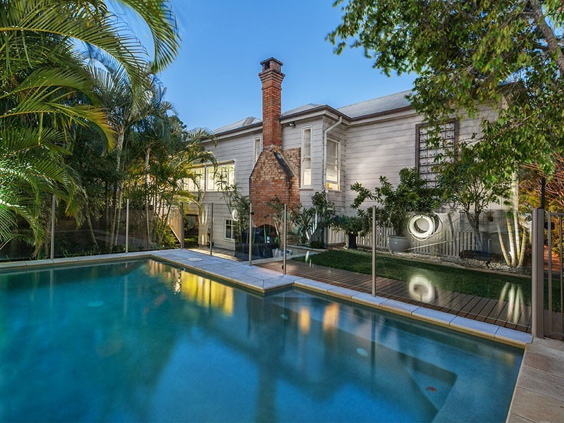 15 OXLADE DRIVE, New Farm QLD 4005