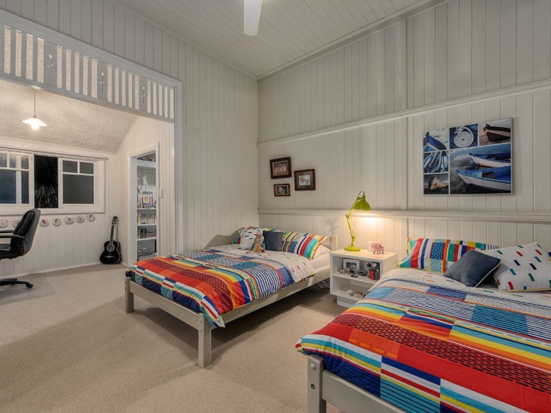 15 OXLADE DRIVE, New Farm QLD 4005