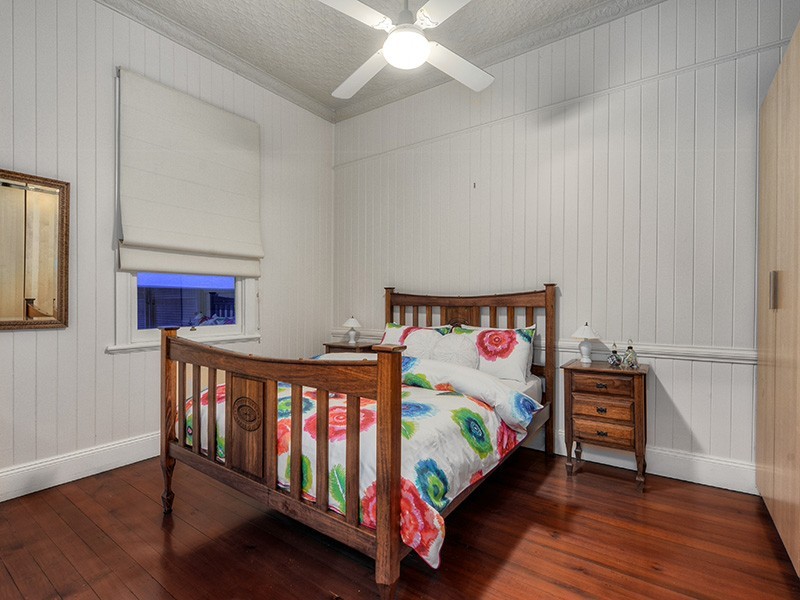 15 OXLADE DRIVE, New Farm QLD 4005