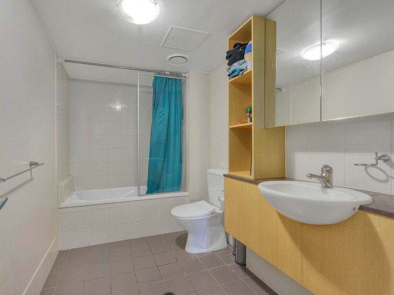 22/2 BERWICK STREET, Fortitude Valley QLD 4006