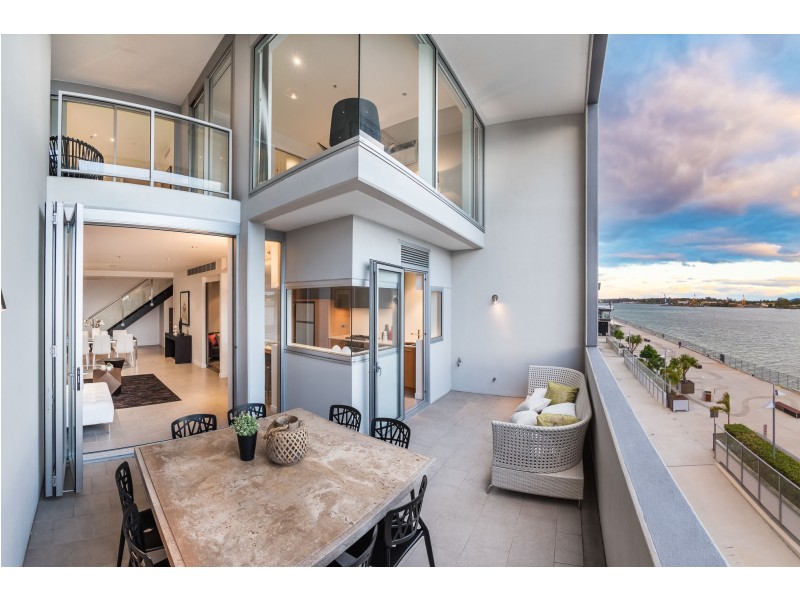 146 35-37 Harbour Road, Hamilton QLD 4007